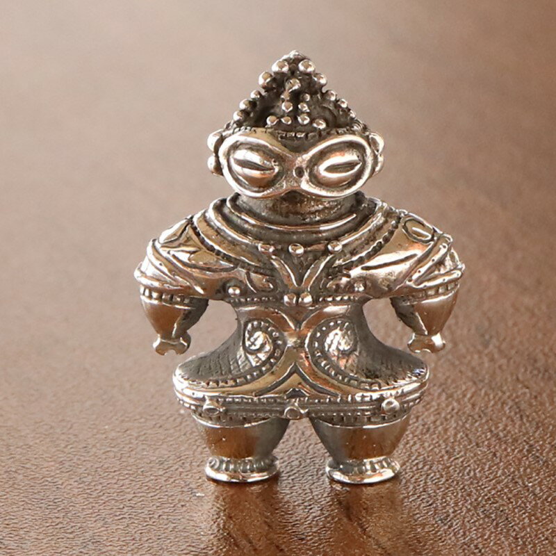 【ふるさと納税】＜ 甲府ジュエリー ＞ ペンダント ネックレス ジュエリー レディース メンズ アクセサリー オブジェ SILVER925 いぶし銀 チェーン ロープ 縄文 ミニ 遮光器土偶 オリジナルポーチ付き 保証書付 k279-009 サムネイル2