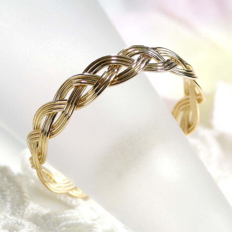 【ふるさと納税】＜ 甲府ジュエリー ＞ リング 指輪 ジュエリー レディース アクセサリー K18 イエローゴールド 約 3.7mm 手作り 編み込み 透け感 上品 重ね着け ピンキーリング対応 ギフト プレゼント ジュエリーケース付 保証書付 k298-019 サムネイル3