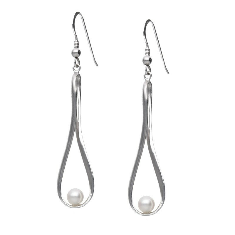 【ふるさと納税】＜ 甲府ジュエリー ＞ ピアス ジュエリー レディース アクセサリー ツイスト メタル パール ロジウムメッキ ロングライン ギフト プレゼント ジュエリーケース付 保証書付 k196-037 サムネイル3