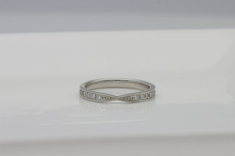 【ふるさと納税】＜ 甲府ジュエリー ＞ リング 指輪 レディース ジュエリー アクセサリー PT999 プラチナ 鍛造 ダイヤモンド 天然 0.1ct フォーマル ギフト プレゼント ジュエリーケース付 保証書付 k259-025 サムネイル2