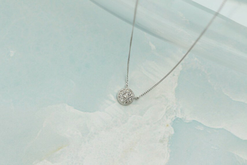 【ふるさと納税】＜ 甲府ジュエリー ＞ ネックレス ペンダント ジュエリー レディース アクセサリー ダイヤモンド 計0.093ct プラチナ900 約40cm メレデザイン ギフト プレゼント ジュエリーボックス付 鑑別書付 保証書付 k344-015 サムネイル3