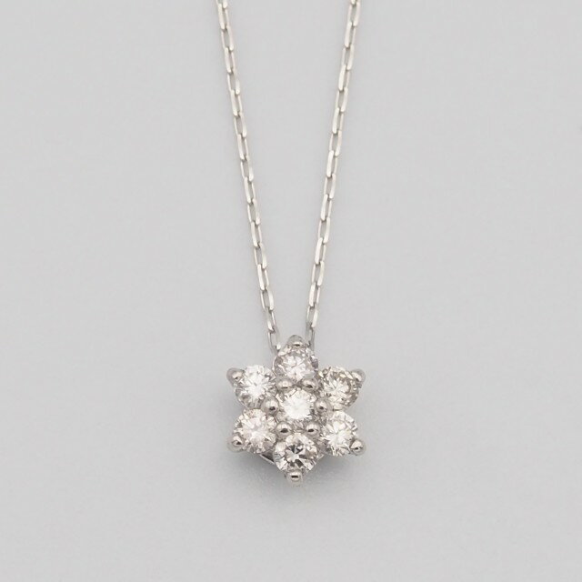 【ふるさと納税】＜ 甲府ジュエリー ＞ ネックレス ペンダント ジュエリー アクセサリー レディース ダイヤモンド 0.2ct 選べる地金 K18 18金 PT900/PT850 プラチナ ギフト プレゼント おしゃれ 記念日 贈り物 フラワー かわいい ダイア ケース付 保証書付 k348-032 サムネイル3