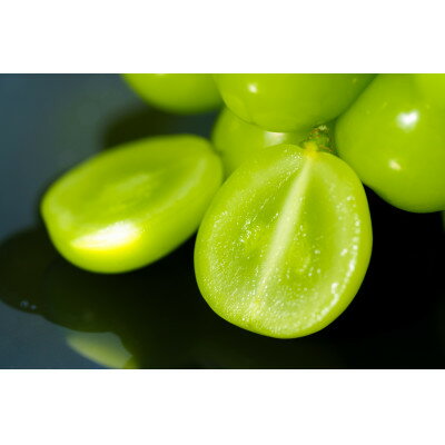 【ふるさと納税】【2026年先行予約】冬に食べる貴重なシャインマスカット2房約1.1kg以上【配送不可地域：離島】【1374931】 サムネイル3