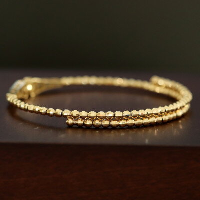 【ふるさと納税】K18ダイヤモンド0.35ctバングル 形状記憶フリーサイズ_ 純金 18金 金 ゴールド gold バングル アクセサリー クリスマス 誕生日 バースデー ギフト 贈答 プレゼント 【配送不可地域：沖縄県】【1465913】 サムネイル3