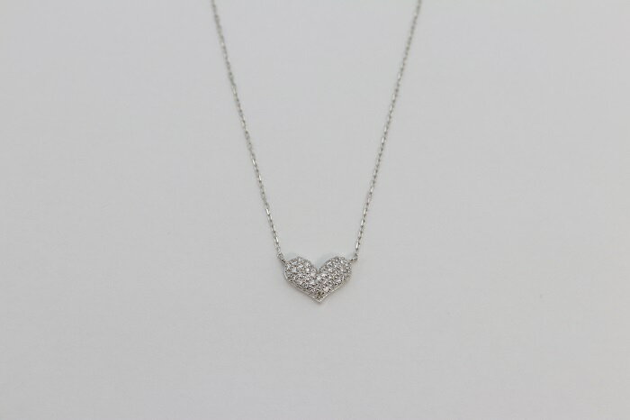 【ふるさと納税】 Pt900 メレーダイヤ 37個 0.19ct ハート型 ペンダントネック Islauth9 [slauth 山梨県 韮崎市 20743429] アクセサリー ネックレス ジュエリー ダイヤ シンプル おしゃれ ハート プレゼント ギフト 贈りもの 贈答 サムネイル3