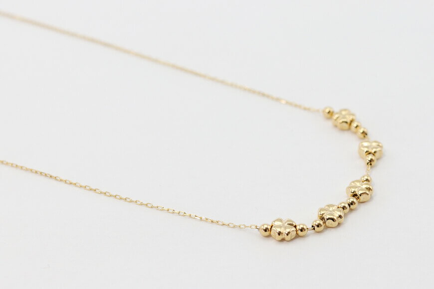 【ふるさと納税】 ネックレス K18 クローバー ステーション Islauth22 [slauth 山梨県 韮崎市 20743194] アクセサリー ネックレス ジュエリー シンプル おしゃれ プレゼント ギフト 贈りもの 贈答 サムネイル3