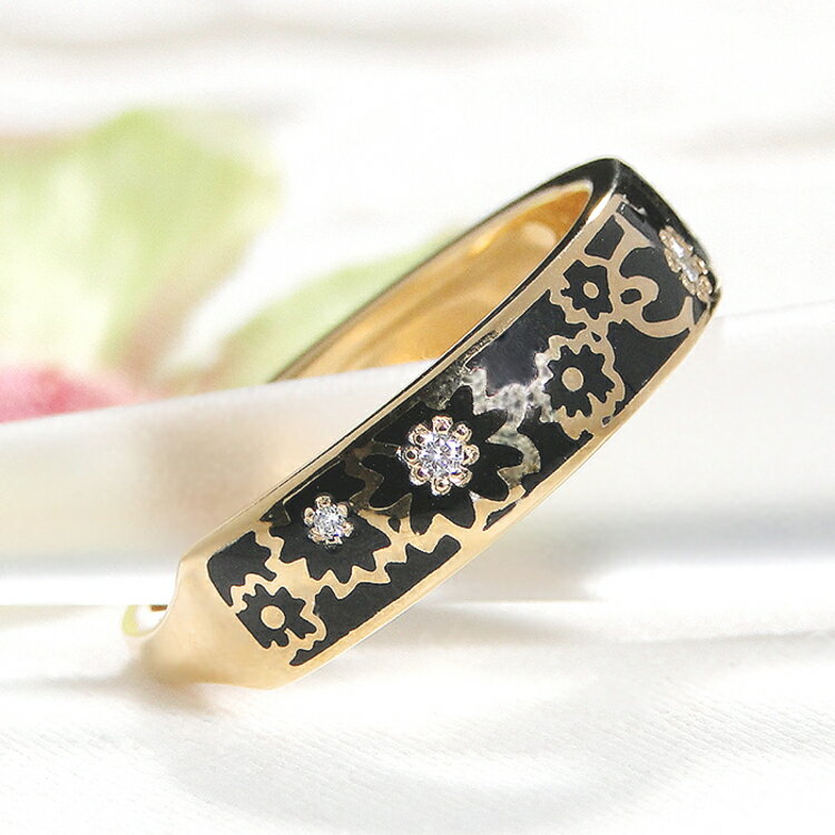 【ふるさと納税】 指輪 K18YG 桜リング (小)【幅5.0mm】黒/黒 ダイヤ 0.06ct 18金 イエローゴールド エポキシ 樹脂 レジン 無垢 男女兼用 アクセサリー【se001-k18yg-bb】 [オーダーメイドジュエリーメイ 山梨県 韮崎市 20743773] サムネイル2