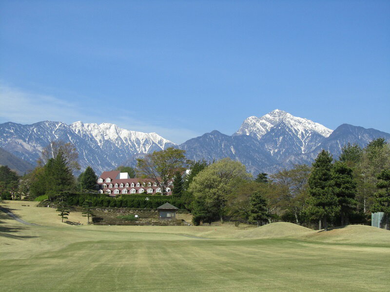 【ふるさと納税】 ゴルフ 施設券 プレー券 食事券 選べる 3000円 9000円 20000円 甲斐駒 カントリークラブ 体験 トラベル 旅行 甲斐駒カントリークラブ シャトレーゼ 山梨県 北杜市 送料無料 サムネイル2