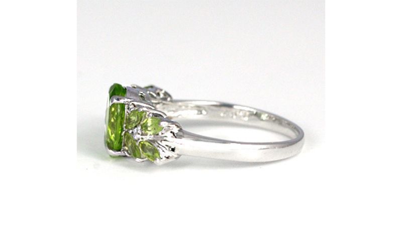 【ふるさと納税】ペリドット リング 2.5ct 2.5カラット PT100 プラチナ100 Ag900 （13379） [山梨 指輪 リング ペリドット プラチナ ジュエリー マーキスカット ] 山梨県 甲斐市 BR-27 サムネイル3