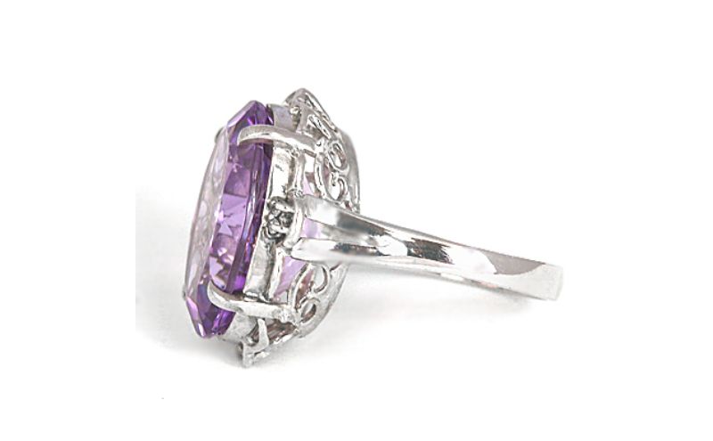 【ふるさと納税】アメジスト リング 10ct 10カラット PT100 プラチナ100 大粒 16924 [山梨 リング 指輪 プラチナ アメジスト ジュエリー ダイヤモンド] 山梨県 甲斐市 BR-13 サムネイル3