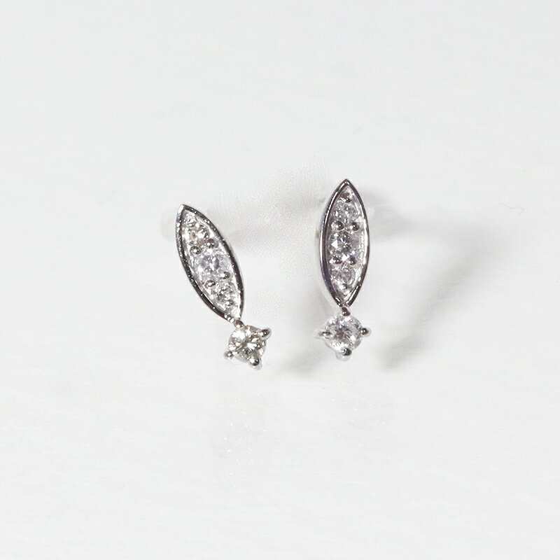 【ふるさと納税】K18ホワイトゴールド 0.08ct ダイヤモンドピアス 　K18 18金 ダイヤモンド ピアス ジュエリー アクセサリー ホワイトゴールド 人気 おすすめ レディース ダイヤ0.04ct×2 カラット ダイヤモンド 山梨県 甲斐市 BQ-101 サムネイル3