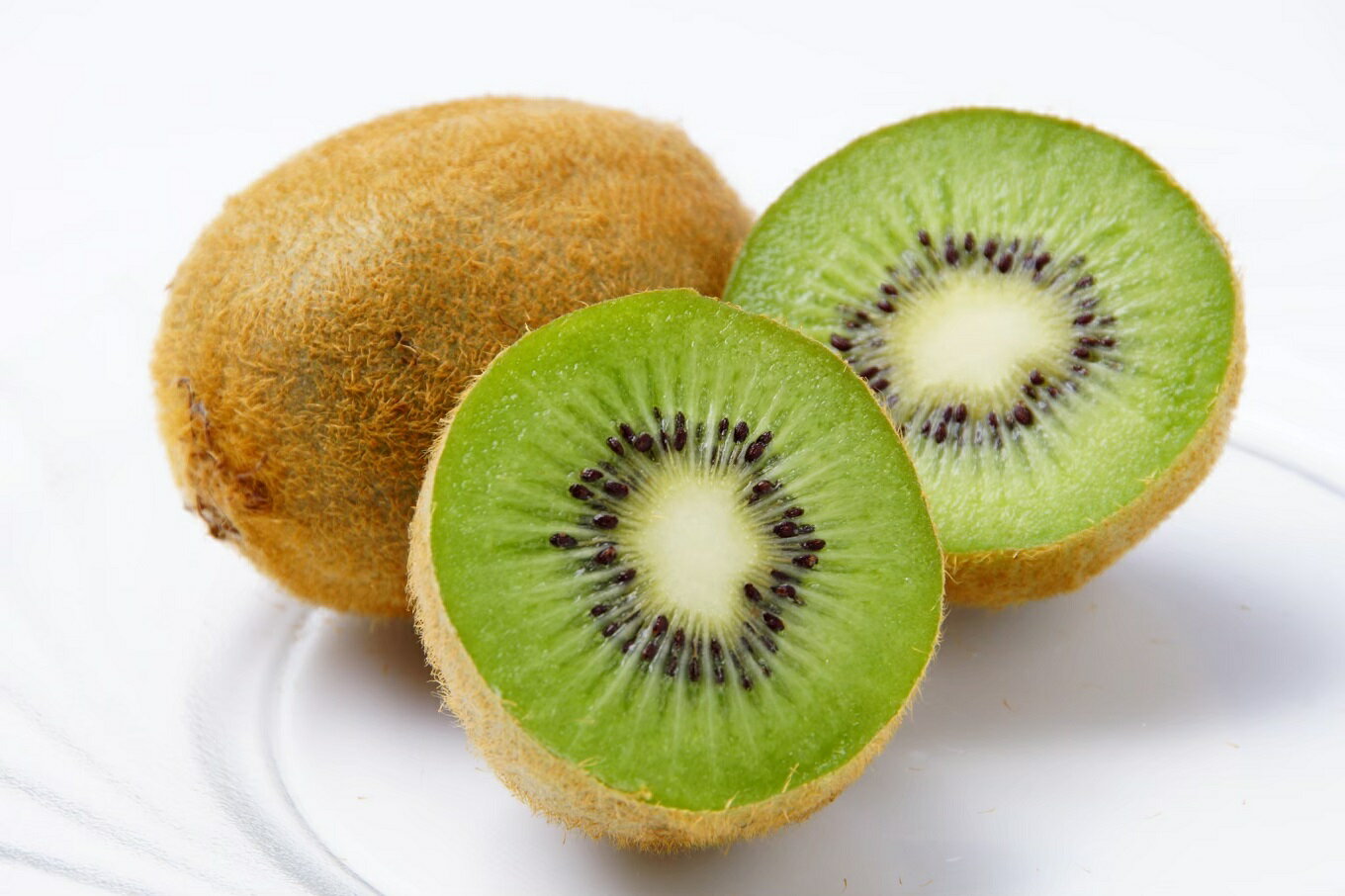 【ふるさと納税】 フルーツ定期便≪六彩果≫全6回【1名〜2名様向け】　シャインマスカット 桃 もも 貴陽 すもも スモモ プラム ぶどう ブドウ 枯露柿 人気 贈答 ギフト 中元 お盆 帰省 旬 果物 フルーツ 山梨県 笛吹市 リピート 送料無料 065-006_v2 サムネイル2