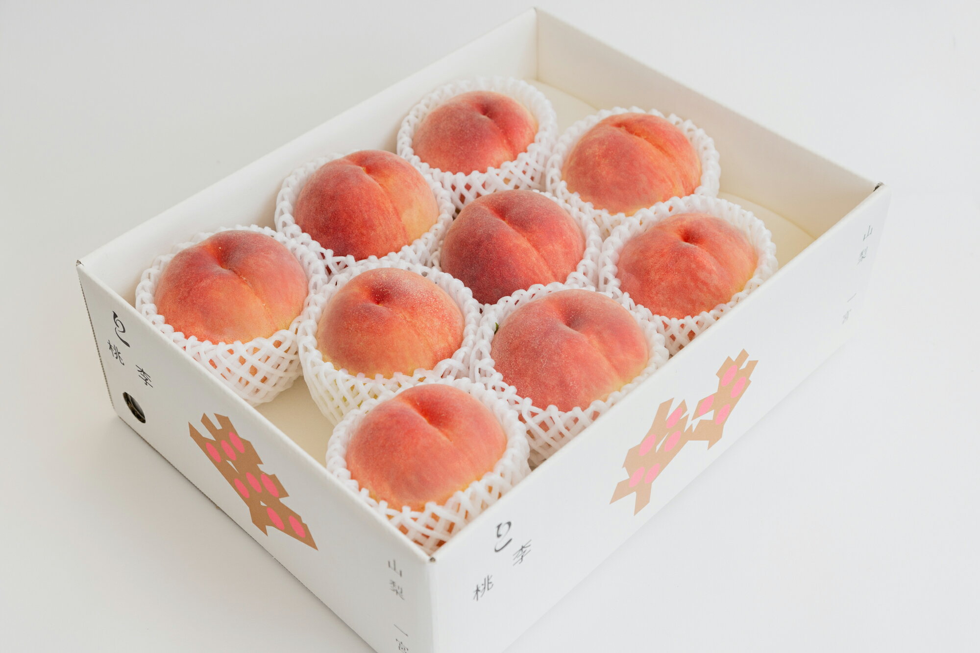 【ふるさと納税】【2026年発送★先行予約】山梨一宮産　朝採り新鮮桃　3.0kg (7〜12玉）★ ふるさと納税 人気 おすすめ ランキング もも 桃 笛吹市 国産 人気 期間限定 果物 フルーツ 旬 山梨県 送料無料 122-011-26y サムネイル2