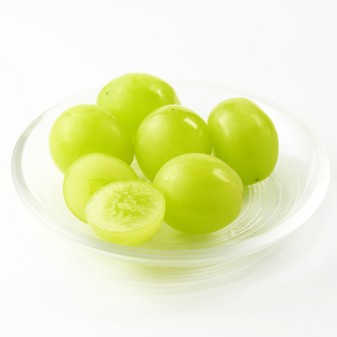 【ふるさと納税】＜25年発送＞【2026年発送★先行予約】葡萄の一大産地！笛吹市産シャインマスカット1kg以上 ふるさと納税 シャインマスカット 笛吹市 国産 人気 期間限定 ぶどう ブドウ 葡萄 旬 果物 フルーツ 山梨県 送料無料 167-002 サムネイル3