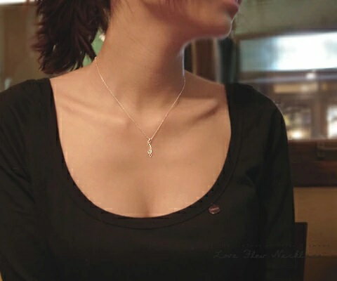 【ふるさと納税】 ネックレス ペンダント ファッション K18 WG 天然 ダイヤ 一粒 18金 ゴールド ダイヤモンド シンプル ブライダル "LOVE FLOW" ウェーブライン SIクラス 品質保証書付 n-05 (KRP) 【G84-1412】 サムネイル3