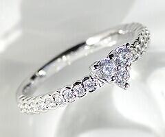 【ふるさと納税】 リング 指輪 ジュエリー レディース ファッション アクセサリー pt950 天然 ダイヤモンド 0.37ct ハート エタニティ SIクラス 0.37カラット 天然石 プラチナ950 ダイヤ ブライダル 記念日 ギフト ラッピング 品質保証書付 r-101 (KRP) 【M5-1411】 サムネイル2