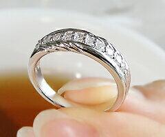 【ふるさと納税】 リング 指輪 ジュエリー レディース ファッション アクセサリー pt950 プラチナ 天然 ダイヤモンド 0.30ct SIクラス ダイヤ 10石 0.3カラット プラチナ950 エタニティ フチあり ブライダル ギフト プレゼント 品質保証書付 r-134 (KRP) 【N16-1410】 サムネイル2