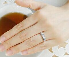 【ふるさと納税】 リング 指輪 ジュエリー レディース ファッション アクセサリー pt950 プラチナ 天然 ダイヤモンド 0.30ct SIクラス ダイヤ 10石 0.3カラット プラチナ950 エタニティ フチあり ブライダル ギフト プレゼント 品質保証書付 r-134 (KRP) 【N16-1410】 サムネイル3