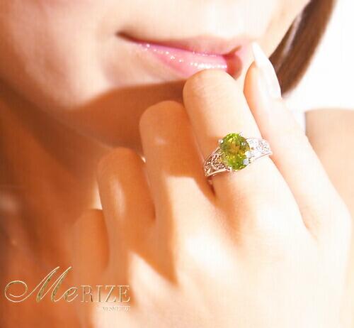 【ふるさと納税】 リング 指輪 ジュエリー レディース ファッション アクセサリー ゴールド ダイヤモンド ペリドット 0.06ct 2.5ct K18 天然石 SIクラス 2.5カラット 大粒 18金 ホワイト グリーンブライダル 4月 誕生石 ラッピング 品質保証書付 r-140 (KRP) 【M57-1410】 サムネイル2