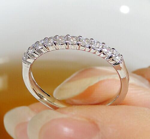 【ふるさと納税】 リング 指輪 ジュエリー レディース ファッション アクセサリー pt950 プラチナ 天然 ダイヤ 0.30ct SIクラス ダイヤモンド 10石 0.3カラット エタニティ テン スイート プラチナ950 ブライダル プレゼント 品質保証書付 r-160 (KRP) 【M37-1410】 サムネイル3