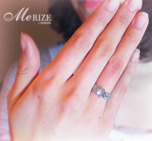 【ふるさと納税】 リング 指輪 ジュエリー レディース ファッション アクセサリー pt950 プラチナ 900 天然 ダイヤ 1.0ct SIクラス ダイヤモンド 1カラット 天然石 パヴェ 高級 フラワー 花 エンゲージ 婚約 記念日 厳選 品質保証書付 "Renneルネ" r-175 (KRP) 【P61-1410】 サムネイル2