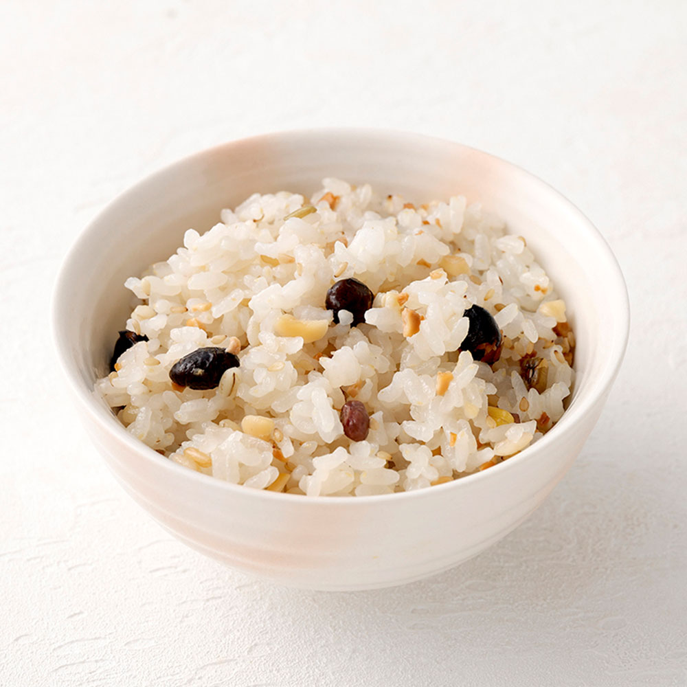 【ふるさと納税】たんぱく質が摂れるお豆ブレンド雑穀 計1.08kg（（30g×6）×6袋） 雑穀ごはん 雑穀米 お米 もち米 お豆 ごはん ご飯 植物性たんぱく質 食物繊維 炊飯 国産 山梨県 中央市 送料無料 - 画像3