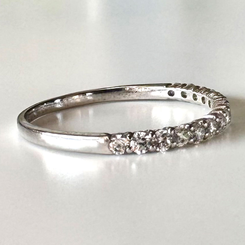 【ふるさと納税】【AW-1066/0015】プラチナダイヤモンドリング ハーフエタニティーリング 0.30カラット 1本 Pt900 0.30ct 約1.30g ジュエリーケース付き ダイヤモンド ダイアモンド 指輪 ジュエリー アクセサリー ファッション カジュアル フォーマル 山梨県 中央市 送料無料 サムネイル3