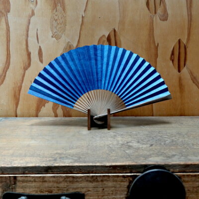 【ふるさと納税】藍染扇子　絞りセンター染分け【杉山江見堂】7寸5分25間 サムネイル2