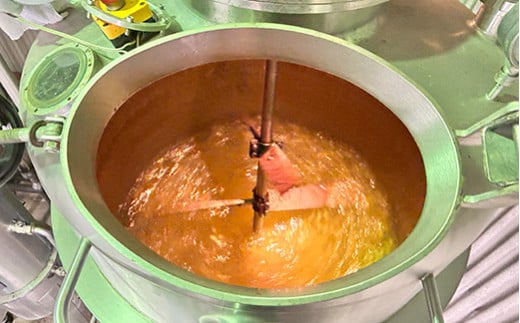 【ふるさと納税】ゆずジン（GIN）1本(200ml)　ゆず 柚 ユズ 柚子 ジン スピリット 柑橘 柑橘系 GIN 山梨 やまなし お酒 酒 洋酒 富士川町 サムネイル3