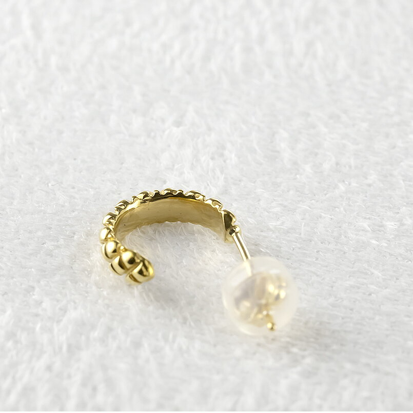 【ふるさと納税】 ヘビ 蛇 24金 純金 フープ ピアス ゴールド フープピアス スネーク 片耳 24k ウロコ 鱗 K24 金具18金 k18 お守り 巳年 干支 へび年 シンプル プレゼント 250207mro203 山梨県 昭和町 ジュエリー アクセサリー ギフト プレゼント 念日 誕生日 SWAA276 サムネイル3