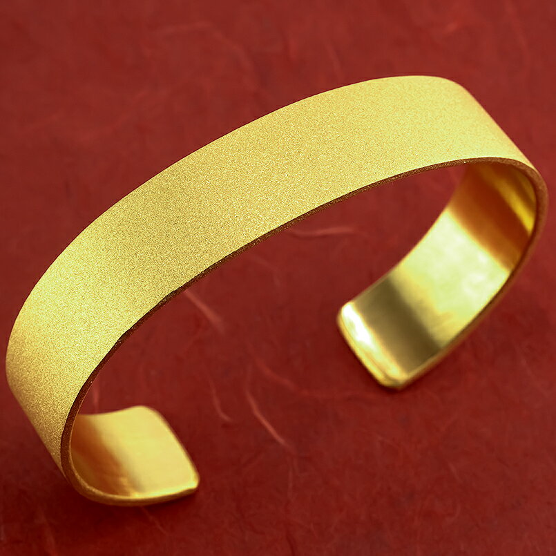 【ふるさと納税】 純金 24金 バングル 鍛造 造幣局検定刻印付 ブレスレット ゴールド 幅15mm 16cm K24 24k 太め 幅広 ジュエリー 金 ダイヤモンドダスト おしゃれ シンプル 210204105tmunik24-18 山梨県 昭和町 ジュエリー アクセサリー ギフト プレゼント 贈り物 SWAA247 サムネイル2