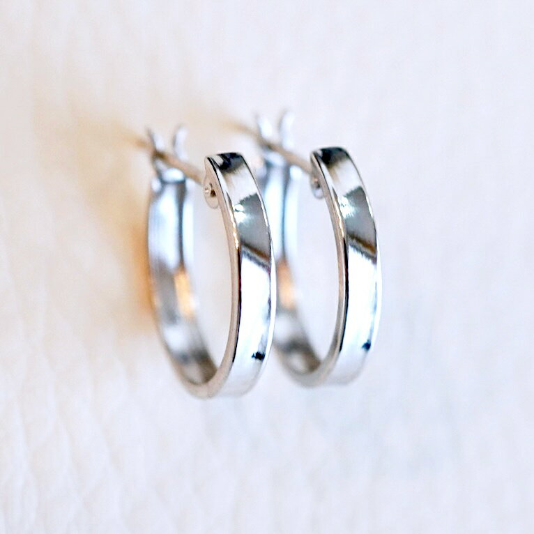 【ふるさと納税】 ふるさと納税 Pt900 プラチナ 地金 フープ ピアス (直径13mm) 保証書付 アクセサリーケース付 プレゼント ギフト 贈り物 記念日 人気 おすすめ 山梨県 昭和町 Pt900 プラチナ 地金 フープ ピアス (直径13mm) 保証書付 KO-0021 SWAD020 サムネイル3