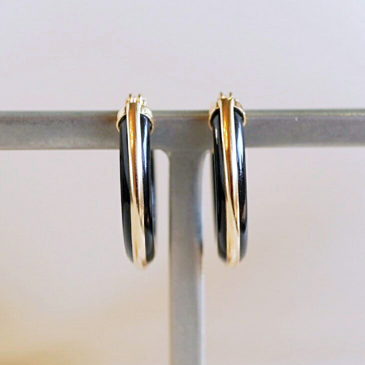 【ふるさと納税】 ふるさと納税 K18 イエローゴールド オニキス フープ ピアス 保証書付 アクセサリーケース付 プレゼント ギフト 贈り物 記念日 人気 アクセサリー おすすめ 山梨県 昭和町 K18 イエローゴールド オニキス フープ ピアス 保証書付 KO-0024 SWAD023 サムネイル3