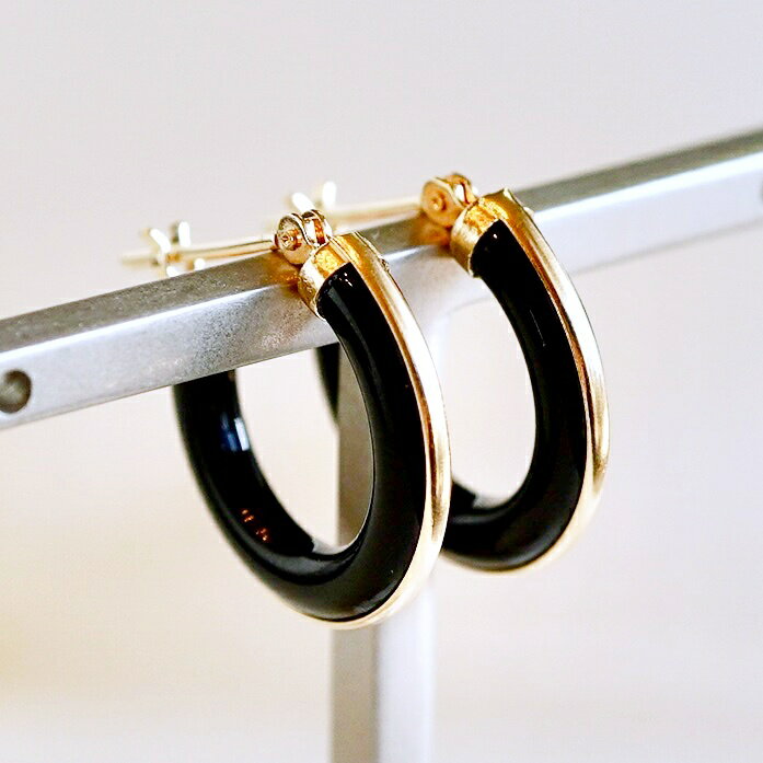 【ふるさと納税】 ふるさと納税 K18 イエローゴールド オニキス フープ ピアス 保証書付 アクセサリーケース付 プレゼント ギフト 贈り物 記念日 人気 アクセサリー おすすめ 山梨県 昭和町 K18 イエローゴールド オニキス フープ ピアス 保証書付 KO-0024 SWAD023 サムネイル2