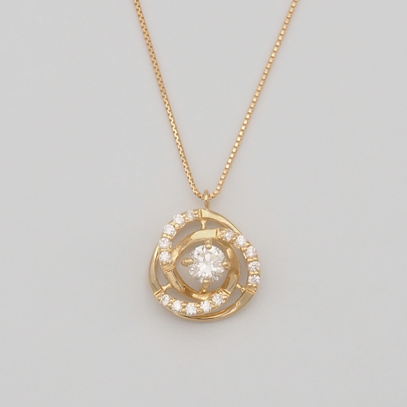 【ふるさと納税】 0.3ctUP ダイヤモンド ペンダントネックレス 選べるカラー ふるさと納税 ネックレス ペンダント ジュエリー 昭和町 山梨県 送料無料 SWBT020 サムネイル2