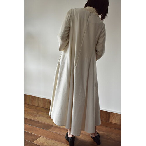 【ふるさと納税】 No.422 ふんわりコットンワンピース　M　ベージュ ／ オーガニックコットン 朱子織り 上品 送料無料 山梨県 サムネイル3