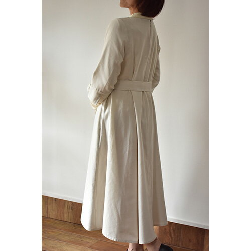 【ふるさと納税】 No.426 ふんわりコットンワンピース　L　ベージュ ／ オーガニックコットン 朱子織り 上品 送料無料 山梨県 サムネイル2