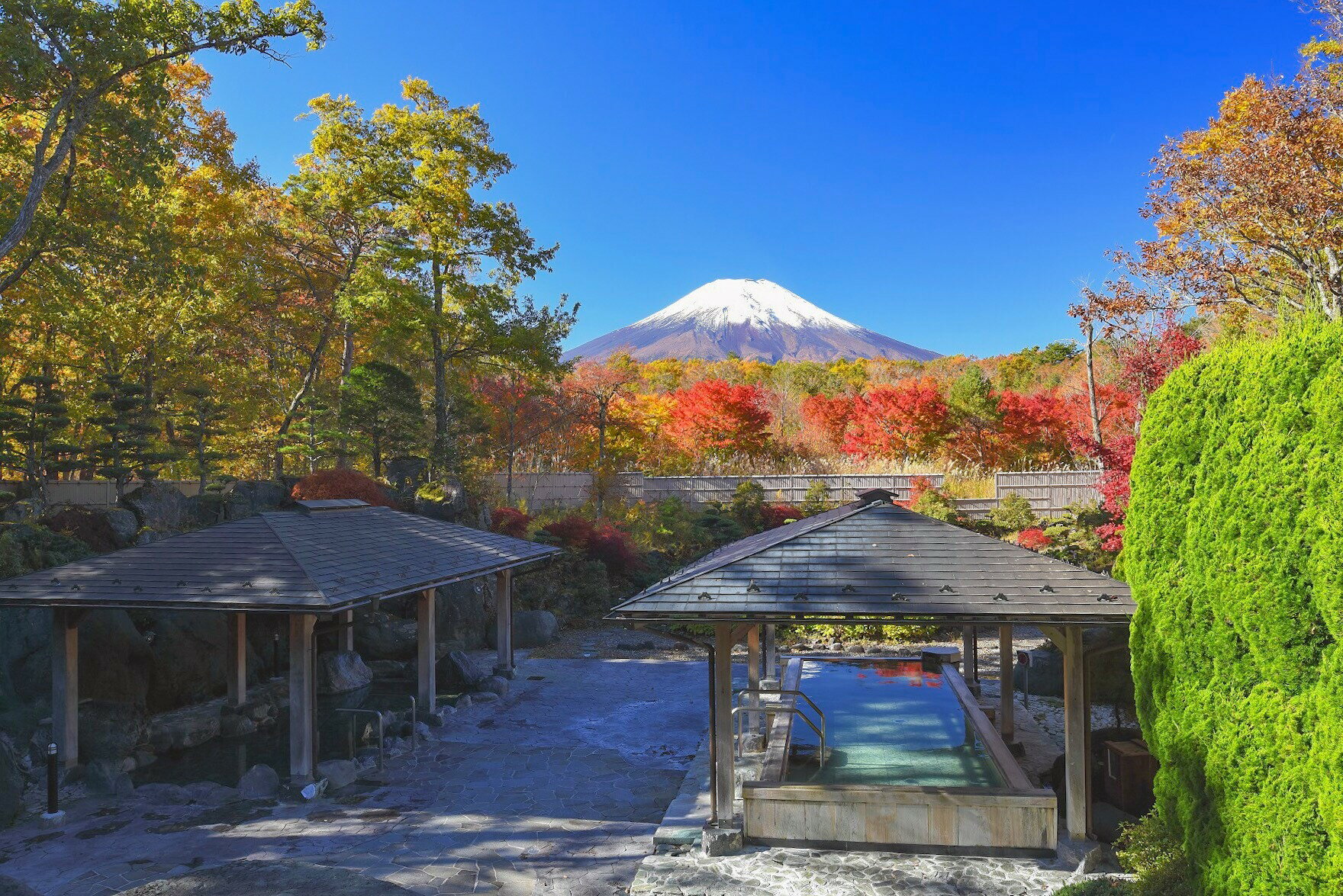 【ふるさと納税】山梨県山中湖村の対象施設で使える楽天トラベルクーポン 寄附額 10,000円 サムネイル3