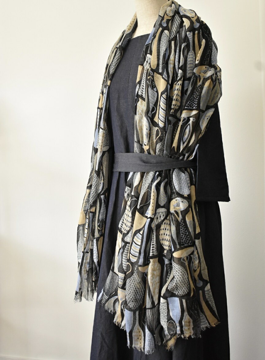 【ふるさと納税】【富士の伏流水で織りなす高級天然素材ストール】スティグ・リンドベリ　ポテリー　グレー ふるさと納税 ストール おしゃれ 高級素材 ファッション 女性 レディース 山梨県 鳴沢村 送料無料 NSAB004 サムネイル2