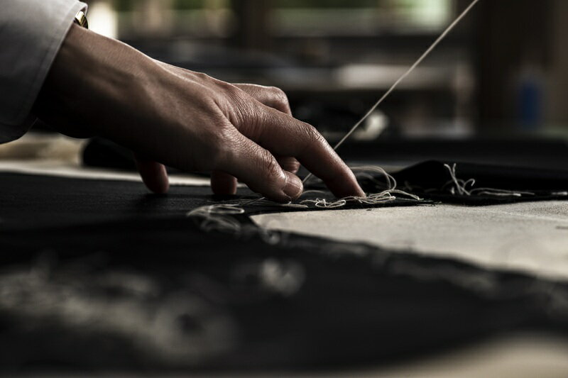 THE LOA お仕立て補助券(600,000円分) NSAO007 山梨県 鳴沢村 ビスポークスーツ オーダースーツ お仕立て券 オーダーコート 採寸サービス 鳴沢村テーラー 職人仕立て 高級スーツ ビスポークテーラー オーダージャケット オーダーパンツ 仕立てギフト券