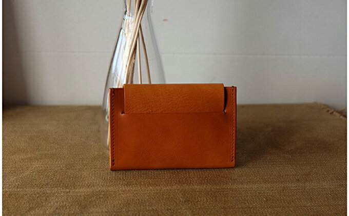 【ふるさと納税】植物タンニンレザーのカードケース(赤茶) プレゼント 女性 オシャレ 男性 ギフト ファッション小物 革小物 雑貨 カード入れ 革製品 サムネイル3