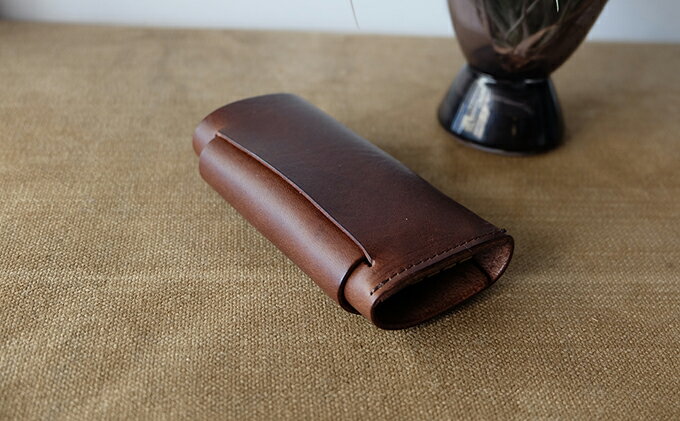 【ふるさと納税】植物タンニンレザーのキーケース(こげ茶) プレゼント 女性 オシャレ 男性 ギフト ファッション小物 革小物 カギ 鍵 革製品 サムネイル3