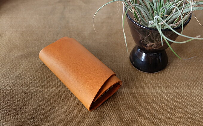 【ふるさと納税】植物タンニンレザーのキーケース(赤茶) プレゼント 女性 オシャレ 男性 ギフト ファッション小物 革小物 カギ 鍵 革製品 サムネイル2