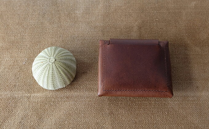 【ふるさと納税】植物タンニンレザーのコインケース(こげ茶) プレゼント 女性 オシャレ 男性 ギフト ファッション小物 革製品 小銭入れ サムネイル3