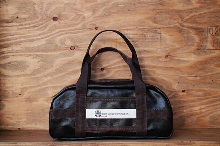 011-001　【FHP】ボストンバッグ　ブラック　M