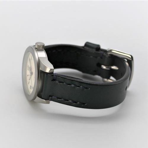 【ふるさと納税】＜腕時計 クオーツ式＞SPQR masterpiece レギュラー文字盤【SOMESサドルレザーバンド】 | 腕時計 時計 ブランド SPQR スポール メンズ レディース 男女兼用 ギフト プレゼント 贈り物 アイボリー ピンク ブラック 黒 バンド7種 サムネイル3