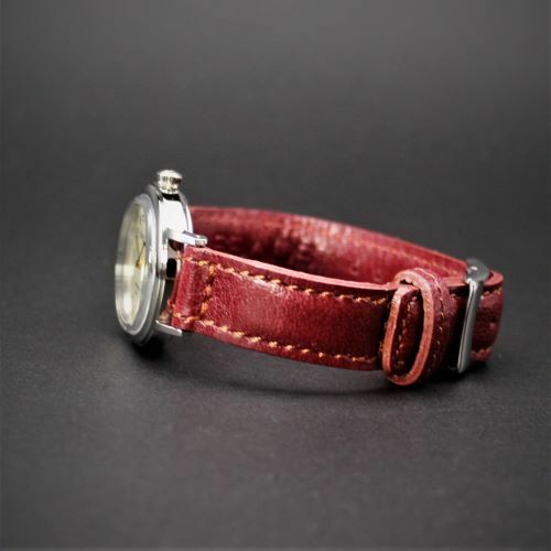 【ふるさと納税】＜腕時計 クオーツ式＞SPQR Ubud-Q　文字盤アイボリー | 腕時計 時計 ブランド SPQR スポール メンズ レディース 男女兼用 ギフト プレゼント 贈り物 アイボリー バンド3種 ステンレスメッシュ レザー キャメル バーガンディ サムネイル2