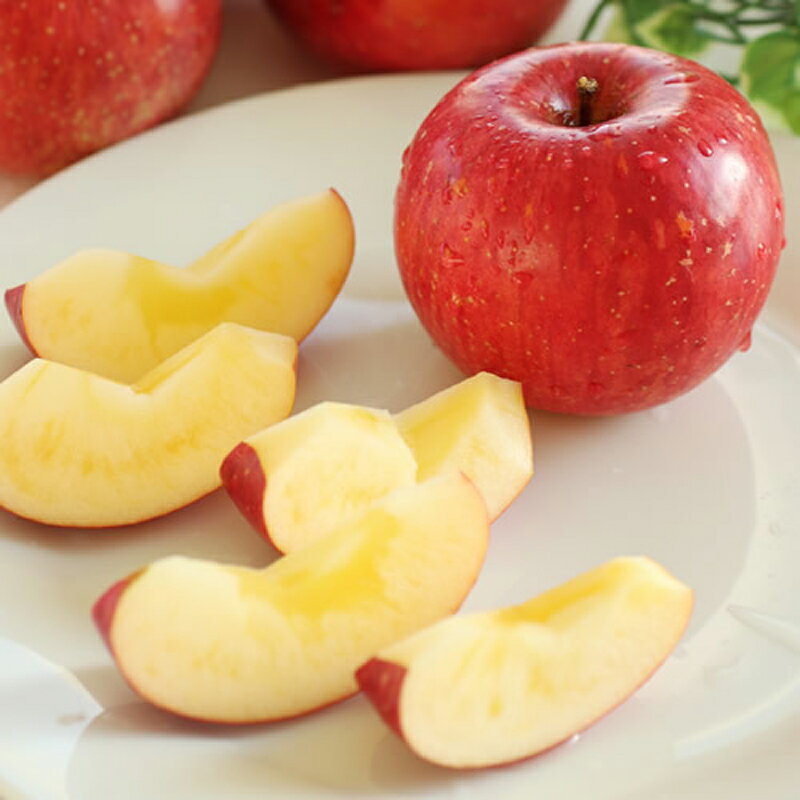 【ふるさと納税】太陽の光をたっぷりと浴びた 長野県産 りんご サンふじ 約5kg 秀品 ＜2025年11月下旬〜12月中旬発送＞ | 果物 くだもの フルーツ りんご リンゴ 林檎 長野県 信州 南信州 飯田市 B10 サムネイル3