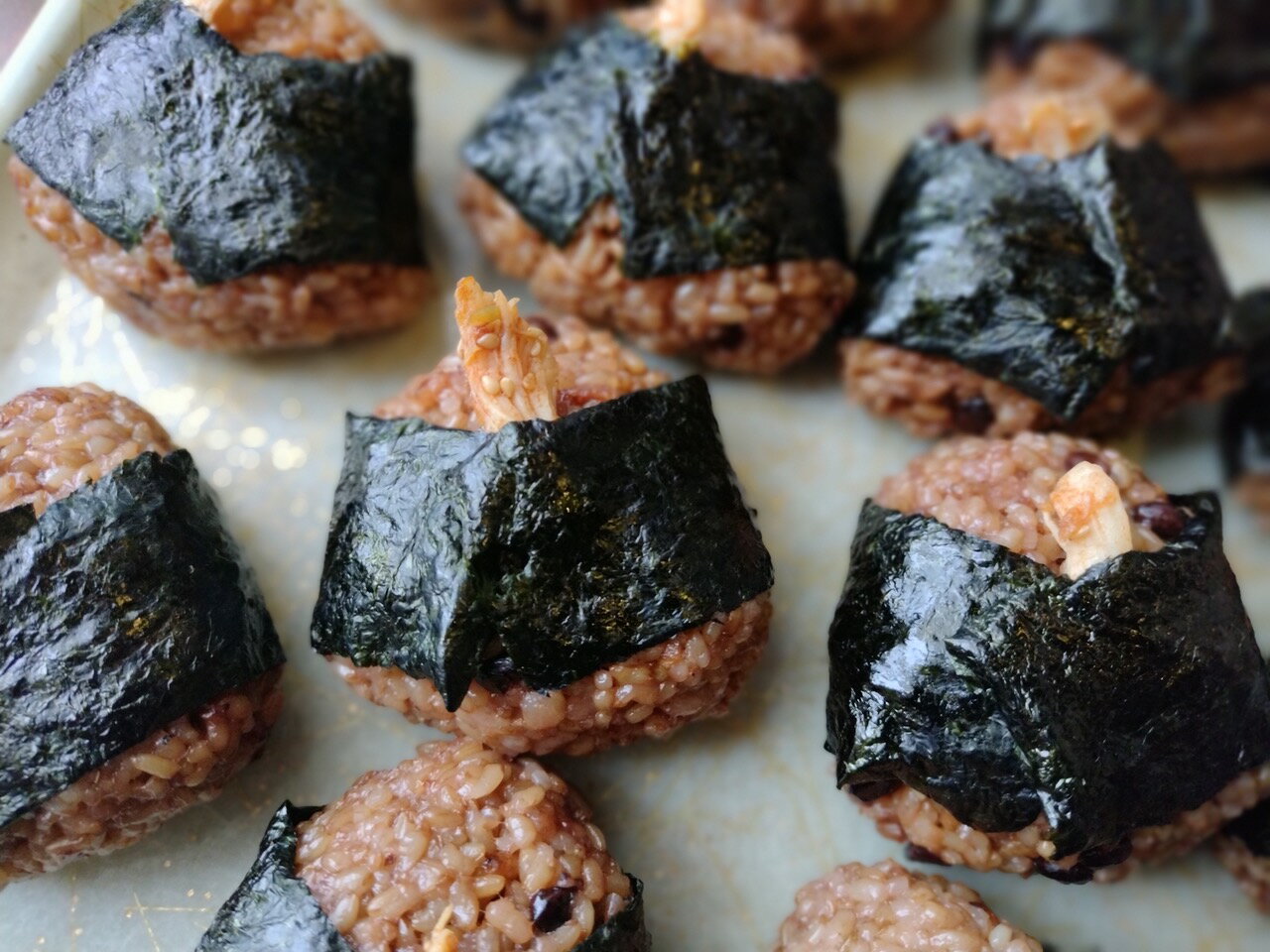 【ふるさと納税】酵素玄米おむすび 伊那市産米 プレーン7個バラエティ7個セット 冷凍【012-62】｜伊那市 おむすび 玄米酵素 伊那市産米 プレーン 健康 もちもち 食感 腹持ち デトックス 炊き上げ 消化 吸収 - 画像2