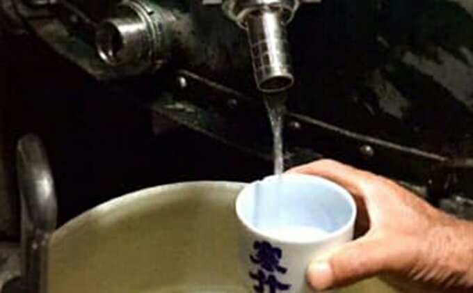 【ふるさと納税】 風穴貯蔵　純米大吟醸 720ml【日本酒 米 お酒 酒 ギフト プレゼント 内祝い 誕生日 男性 女性 宅飲み 家飲み 敬老の日 父の日 長野県 佐久市 】 サムネイル3